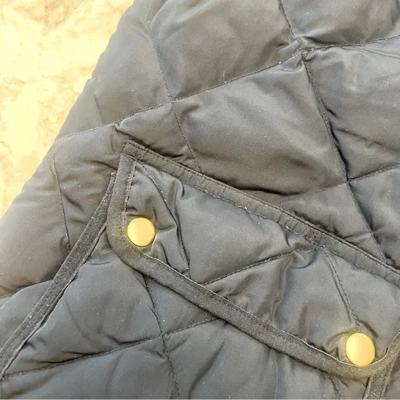 Navy quilted vest (size XL) - Picture 7 of 9